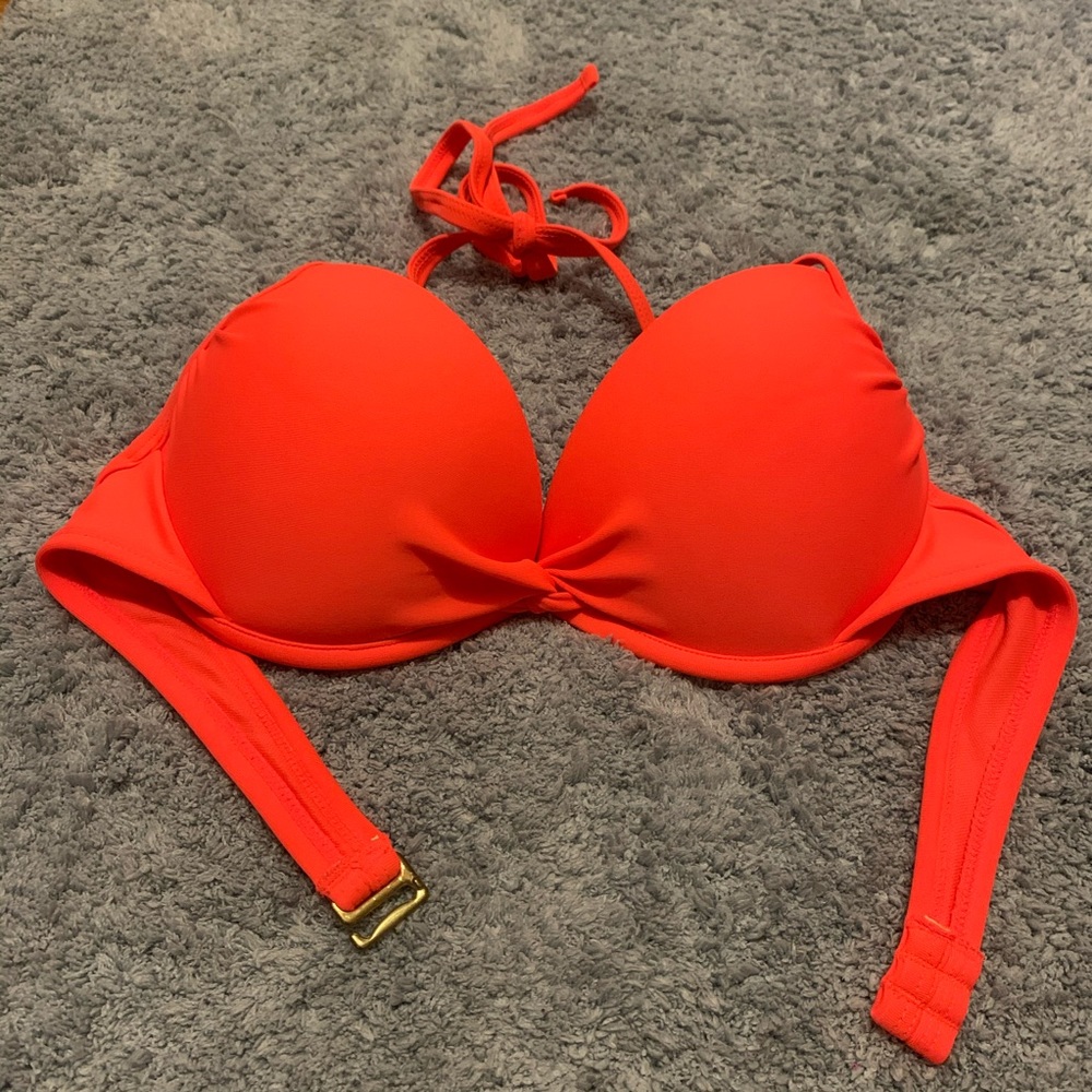 ✨2/$12✨NWOT Bright Orange Xhilaration Bikini Top